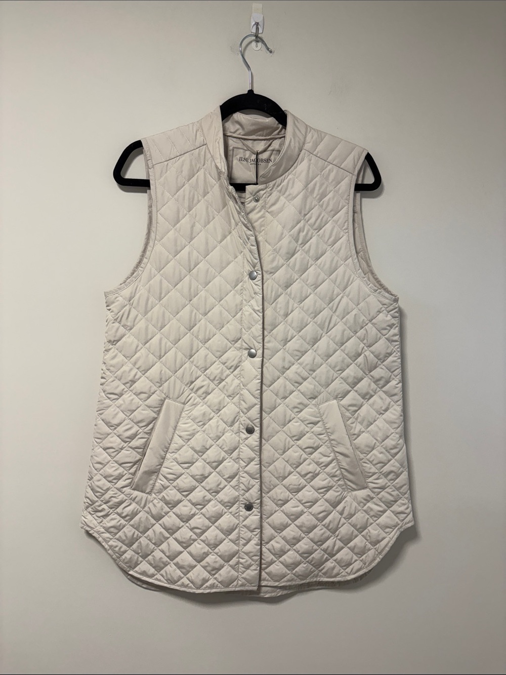 NWT Ilse Jacobsen Cream Quilted Snap-Front Vest